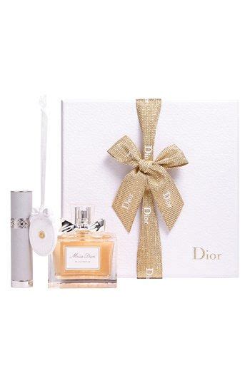 will nordstrom dior gift wrap.